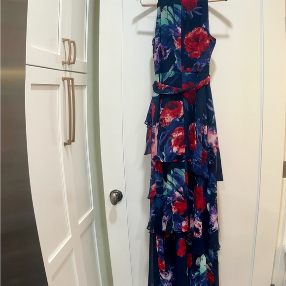 🌸 Tahari by Arthur S. Levine Floral Tiered Maxi Dress – Size 10 - Picture 5 of 6
